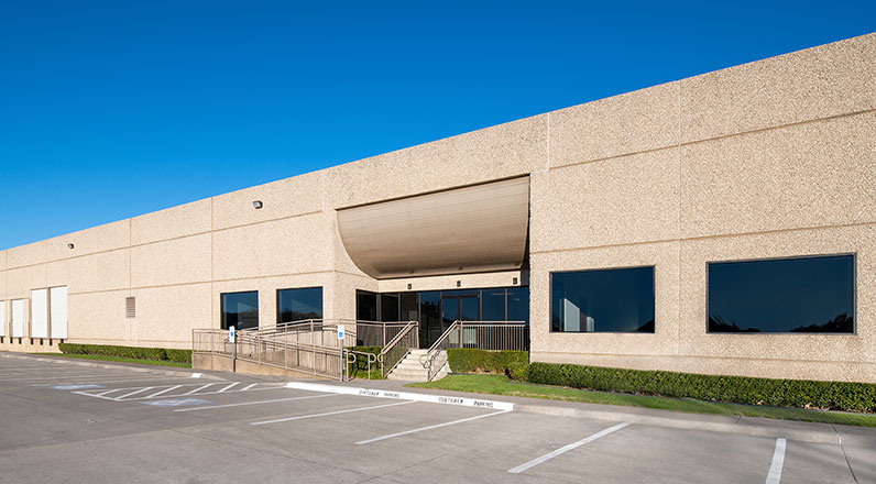 8110 Tristar Dr, Irving, TX